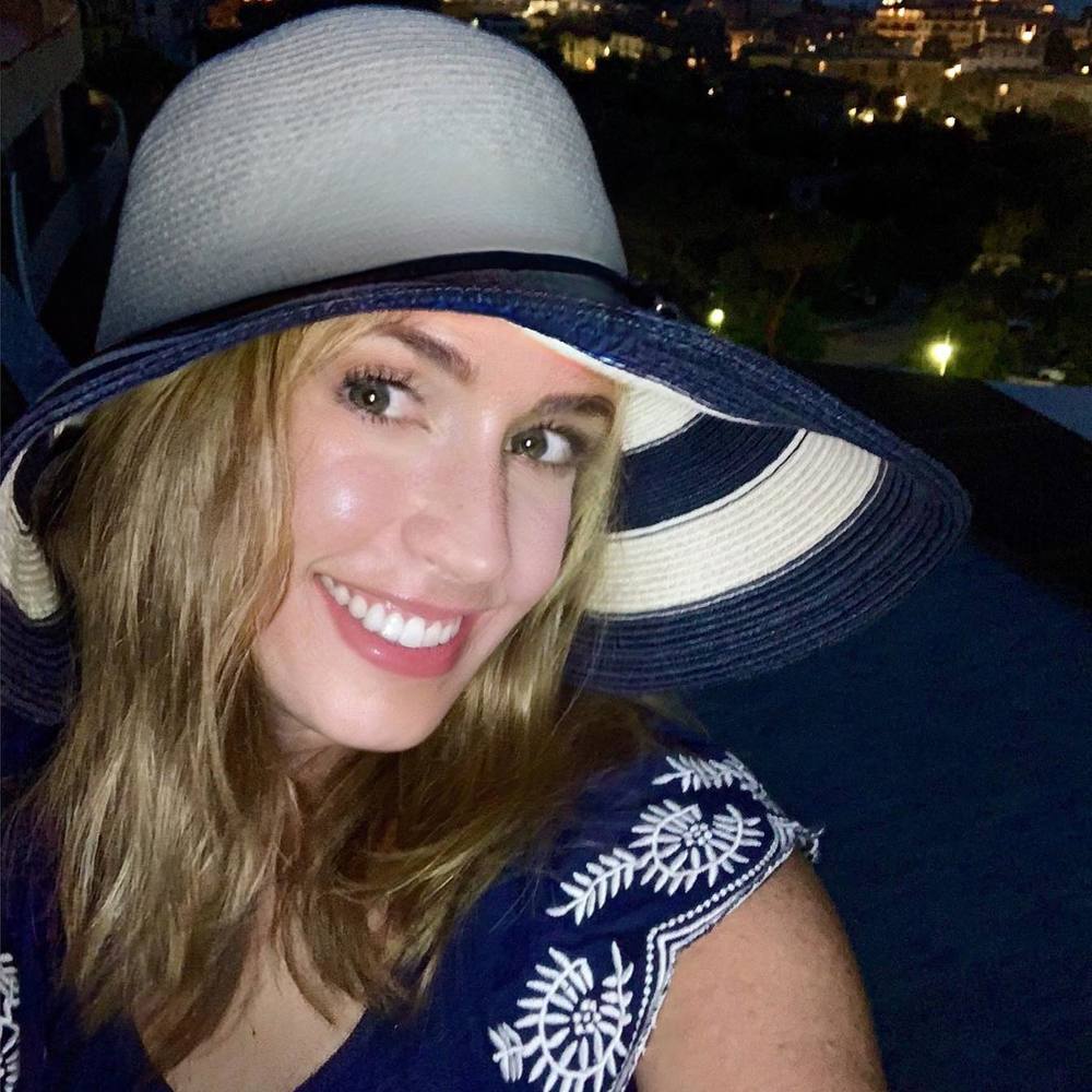 Meet your Posher, Kelly